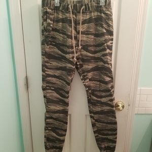 United men's joggers from h&m